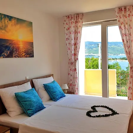 Rebeka Gostinjska kuća