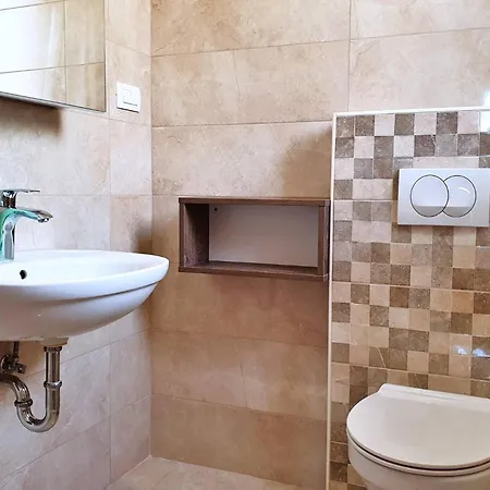 Rebeka Pensjonat Šilo