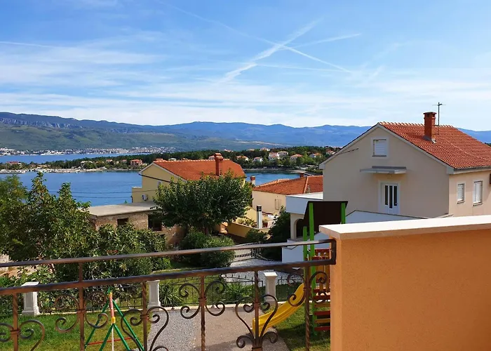 Rebeka Πανσιόν